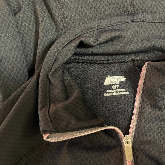 MEC Women's 1/2 Zip Lightweight Pullover Sweater - Size Small - Picture 5 of 5